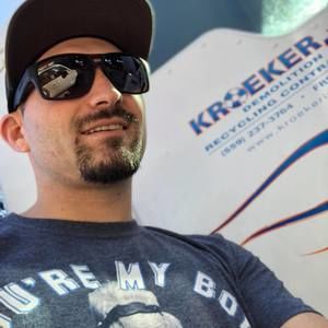 Meet your Posher, Chris